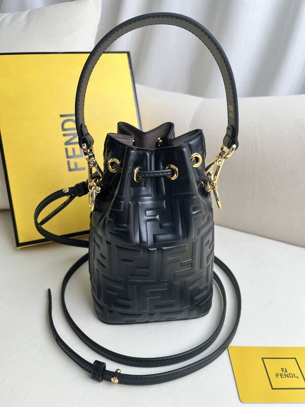 Fendi shoulder bag — Premium Replica