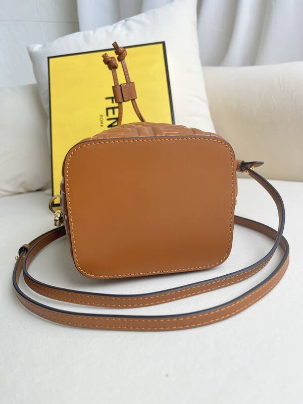 Fendi shoulder bag — 1:1 Replica