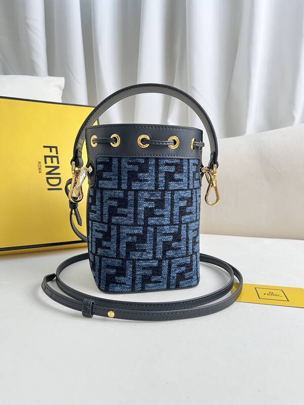 Fendi shoulder bag — 1:1 Replica