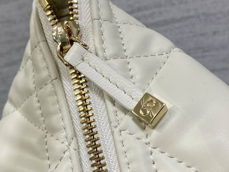 Dior White everyday — 1:1 Replica
