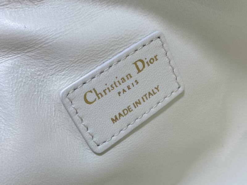 Dior White everyday — 1:1 Replica