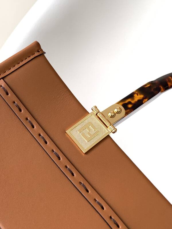 Fendi Brown 25x18x10cm shoulder bag — Premium Replica