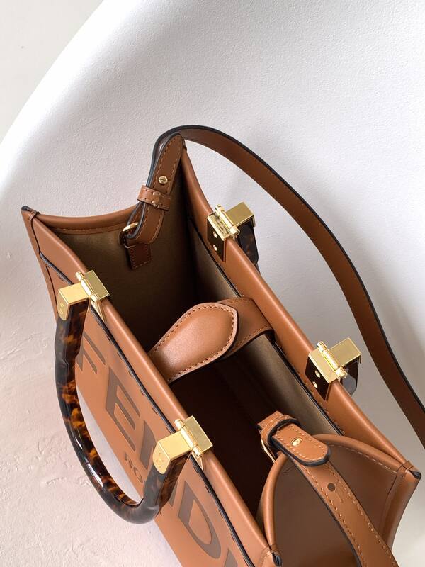 Fendi Brown 25x18x10cm shoulder bag — Premium Replica
