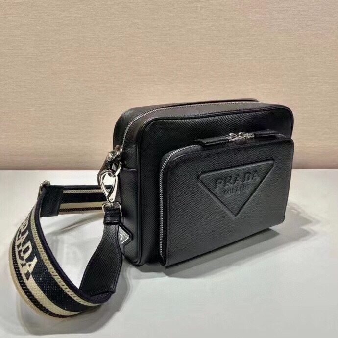 Prada Red shoulder bag — 1:1 Replica