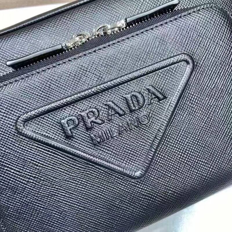 Prada Red shoulder bag — 1:1 Replica