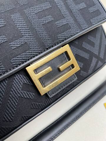 Fendi shoulder bag Premium Replica