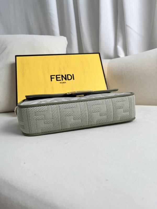 Fendi shoulder bag — AAA Quality Replica