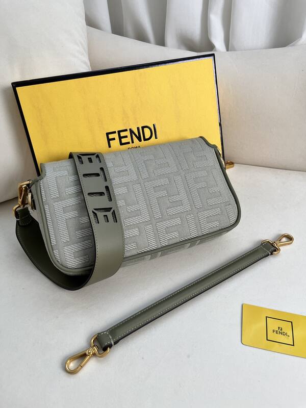 Fendi shoulder bag — AAA Quality Replica