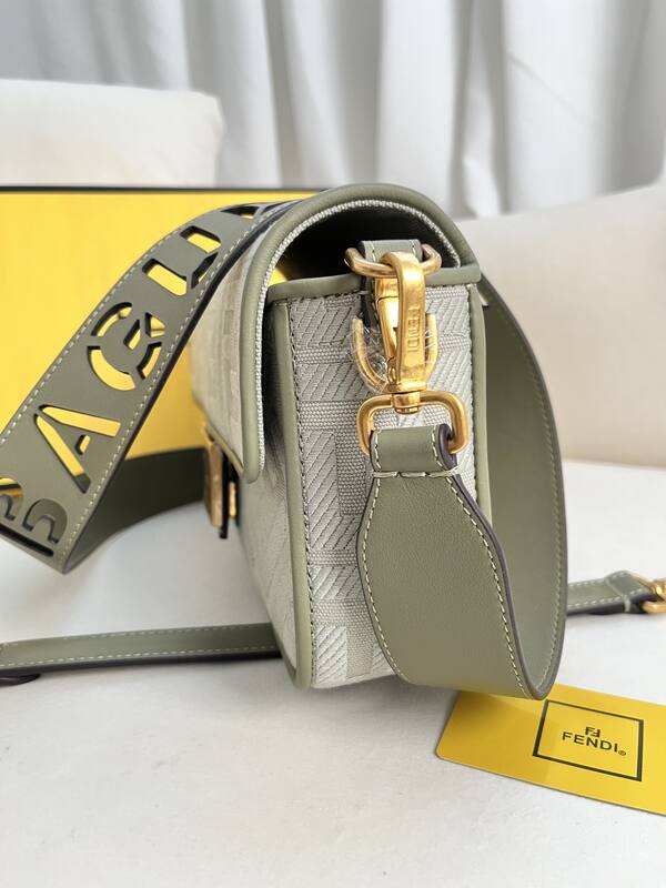 Fendi shoulder bag — AAA Quality Replica