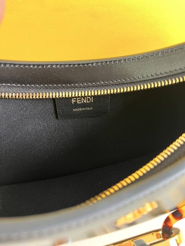 Fendi shoulder bag — Premium Replica