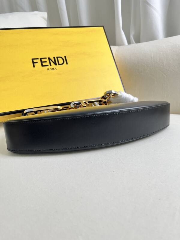 Fendi shoulder bag — Premium Replica