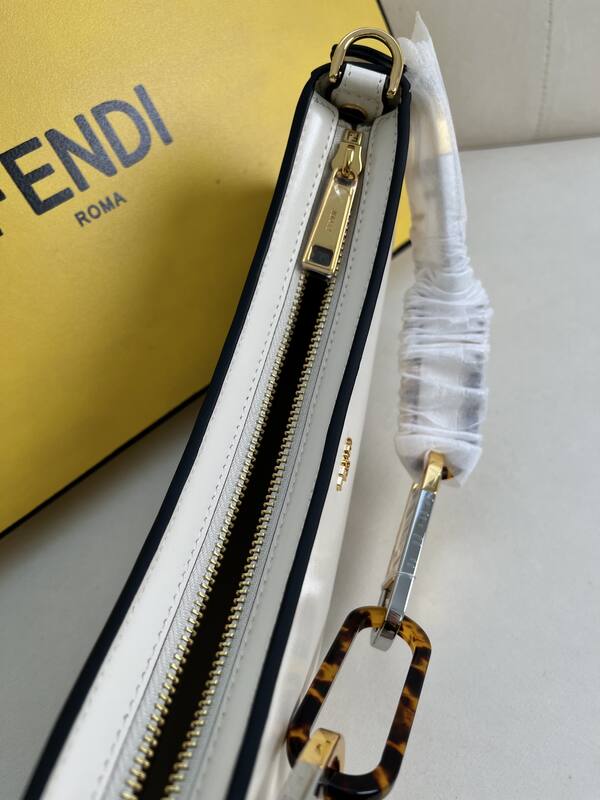 Fendi shoulder bag — 1:1 Replica