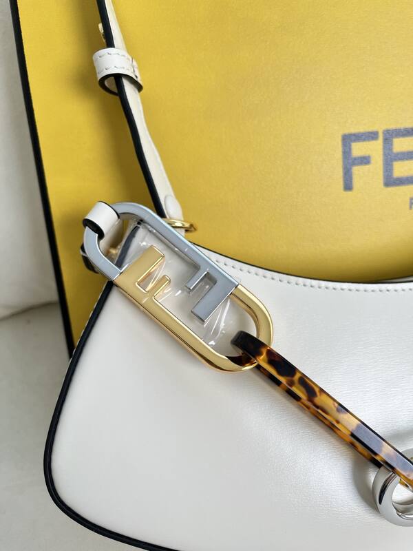 Fendi shoulder bag — 1:1 Replica