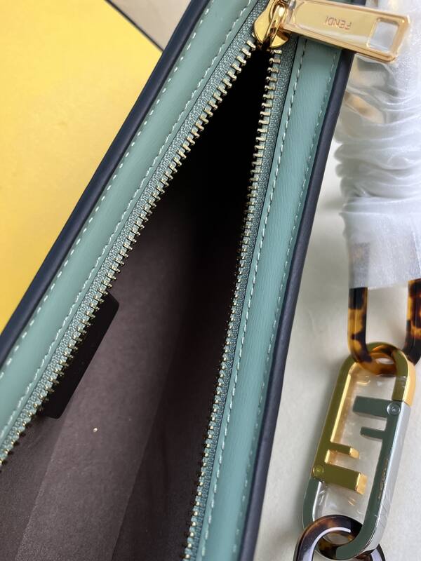 Fendi shoulder bag — AAA Quality Replica