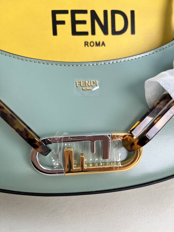 Fendi shoulder bag — AAA Quality Replica