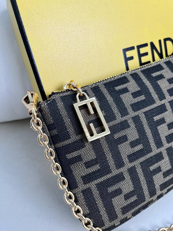 Fendi shoulder bag — Top Quality Replica