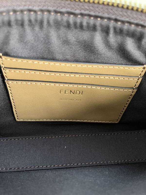 Fendi shoulder bag — Top Quality Replica