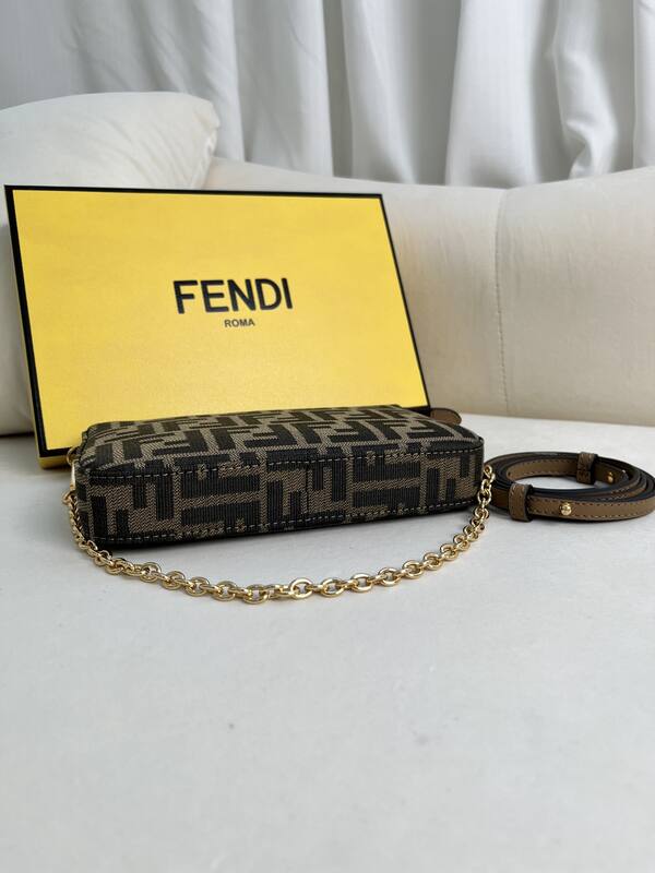 Fendi shoulder bag — Top Quality Replica