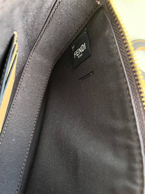 Fendi shoulder bag — Top Quality Replica