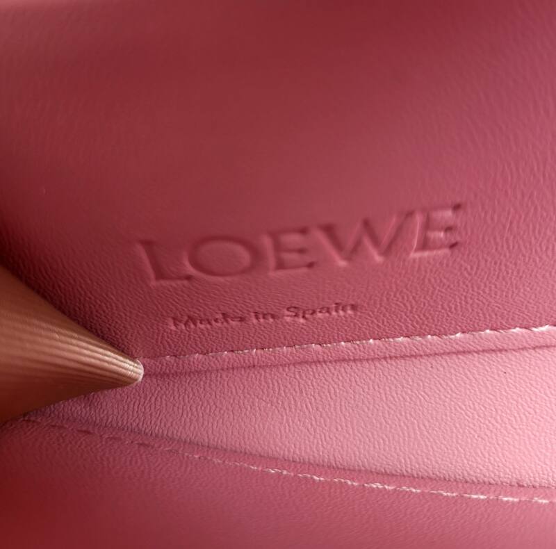 Loewe Pink shoulder bag — AAA Quality Replica