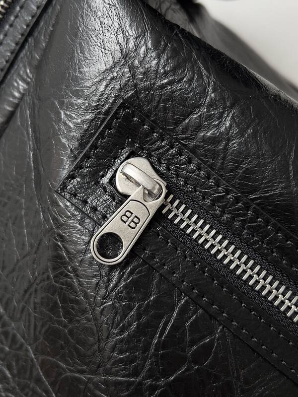 Balenciaga Black 40x30x16cm shoulder bag — 1:1 Replica