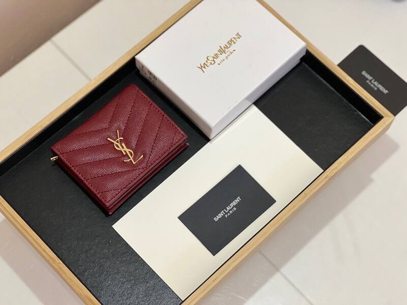 Yves Saint Laurent Black evening — AAA Quality Replica