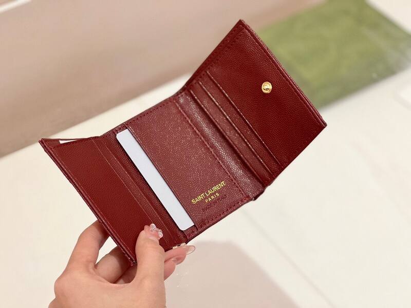 Yves Saint Laurent Wallet on Chain Black crossbody — Top Quality Replica