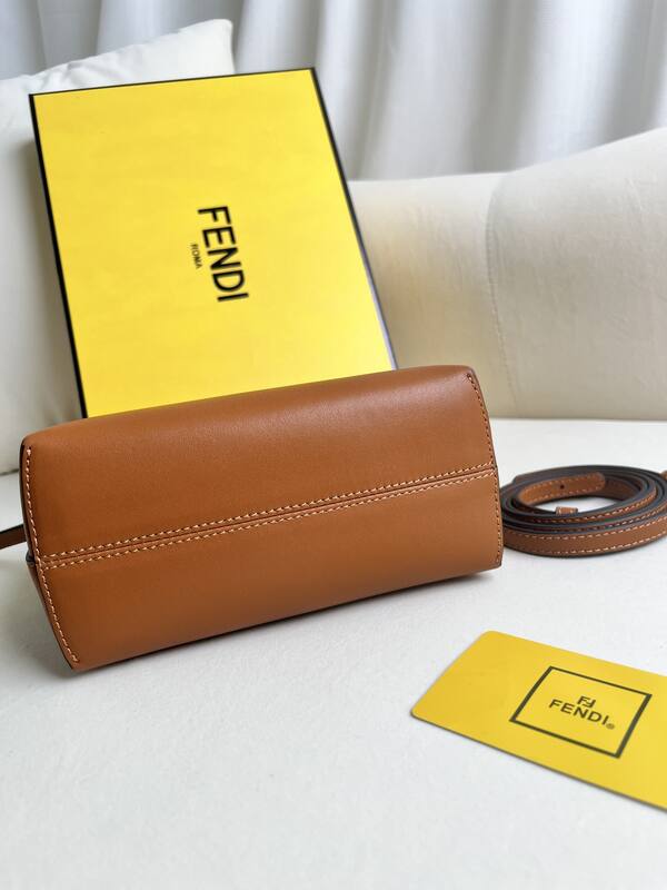 Fendi shoulder bag — Top Quality Replica