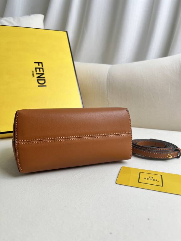 Fendi shoulder bag — Top Quality Replica