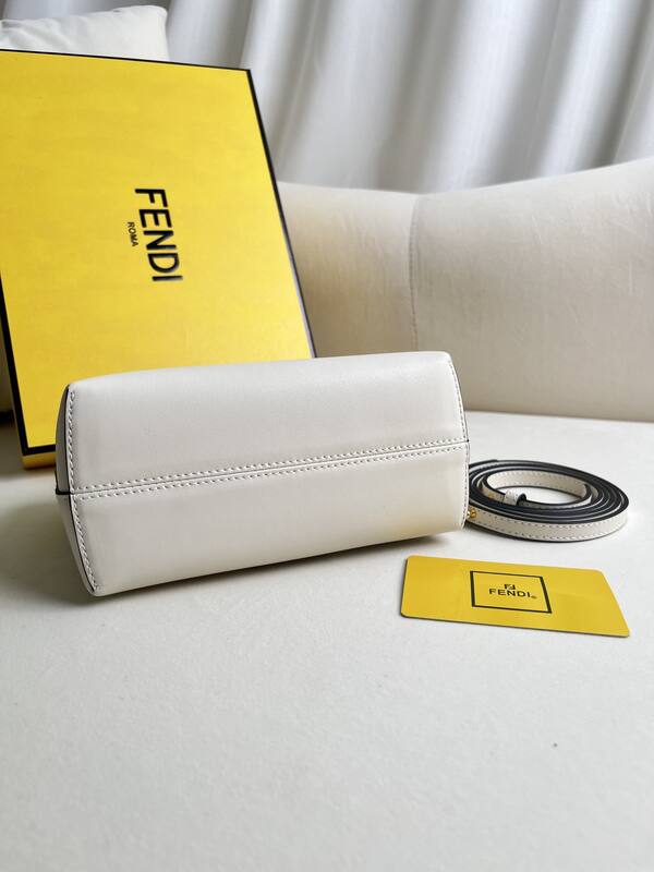 Fendi shoulder bag — AAA Quality Replica