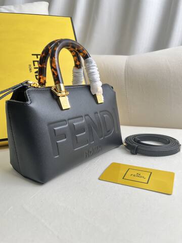 Fendi shoulder bag Premium Replica