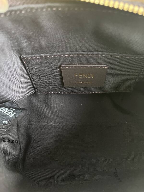 Fendi shoulder bag — AAA Quality Replica