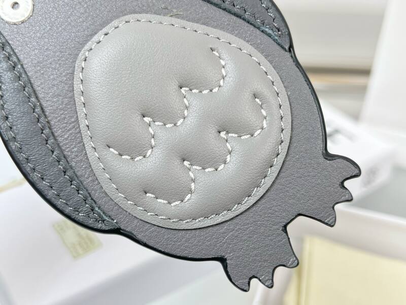 Loewe Grey shoulder bag — Top Quality Replica