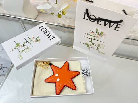 Loewe Red shoulder bag Top Quality Replica