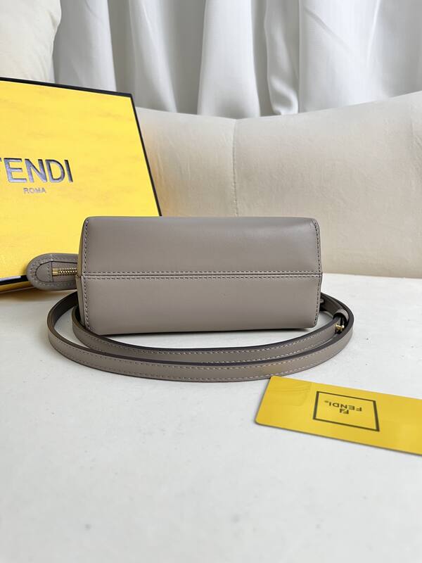 Fendi shoulder bag — 1:1 Replica