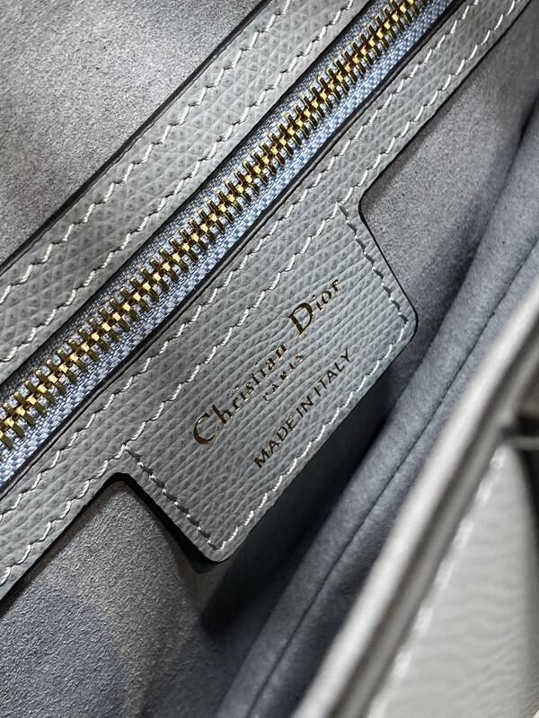 Dior Saddle Gray crossbody — Premium Replica