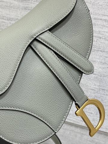 Dior Saddle Sage Green shoulder 1 1 Replica