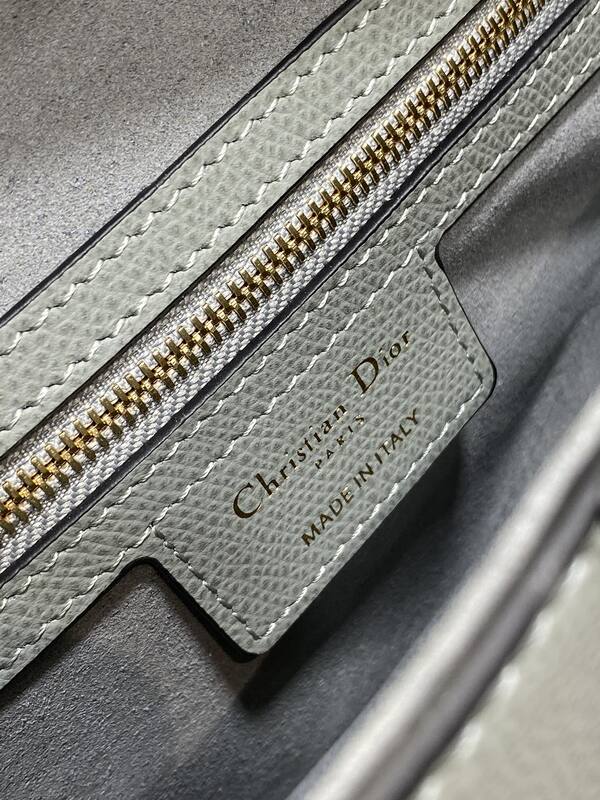 Dior Saddle Grey shoulder — AAA Quality Replica