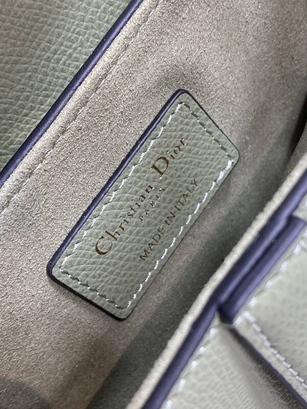 Dior Saddle Green crossbody — Premium Replica