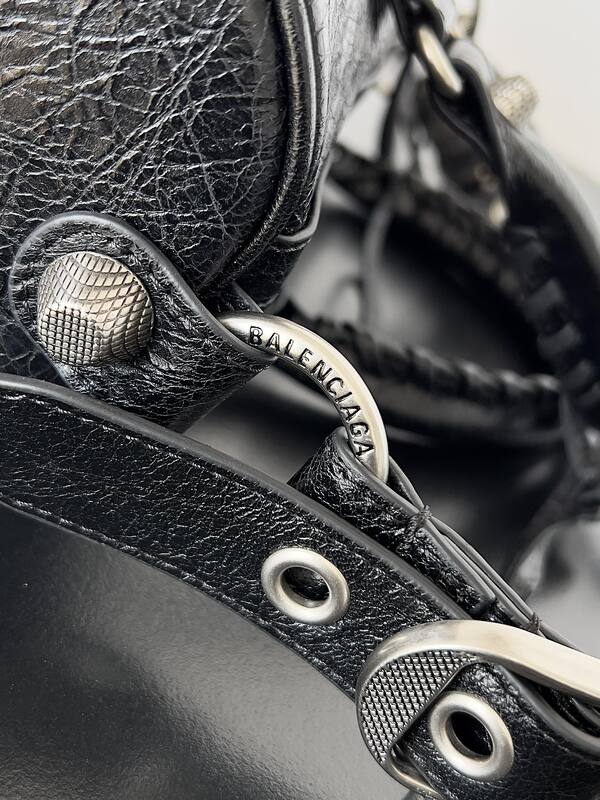 Balenciaga Le Cagole Black shoulder bag — Top Quality Replica