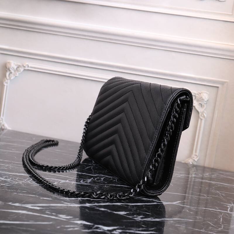 YSL LouLou Black 22x15x6cm crossbody — 1:1 Replica