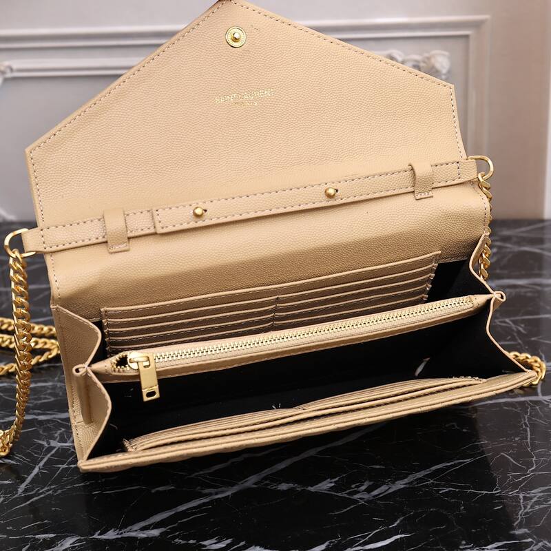 Saint Laurent Envelope Chain Wallet Beige 22x15x6cm crossbody — Premium Replica