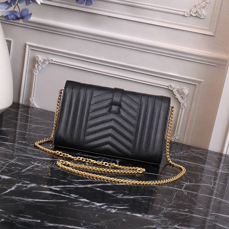 Saint Laurent Envelope Black 22x15x6cm crossbody — AAA Quality Replica
