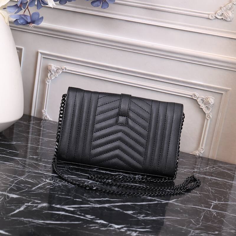 Saint Laurent Envelope Black 22x15x6cm crossbody — Premium Replica