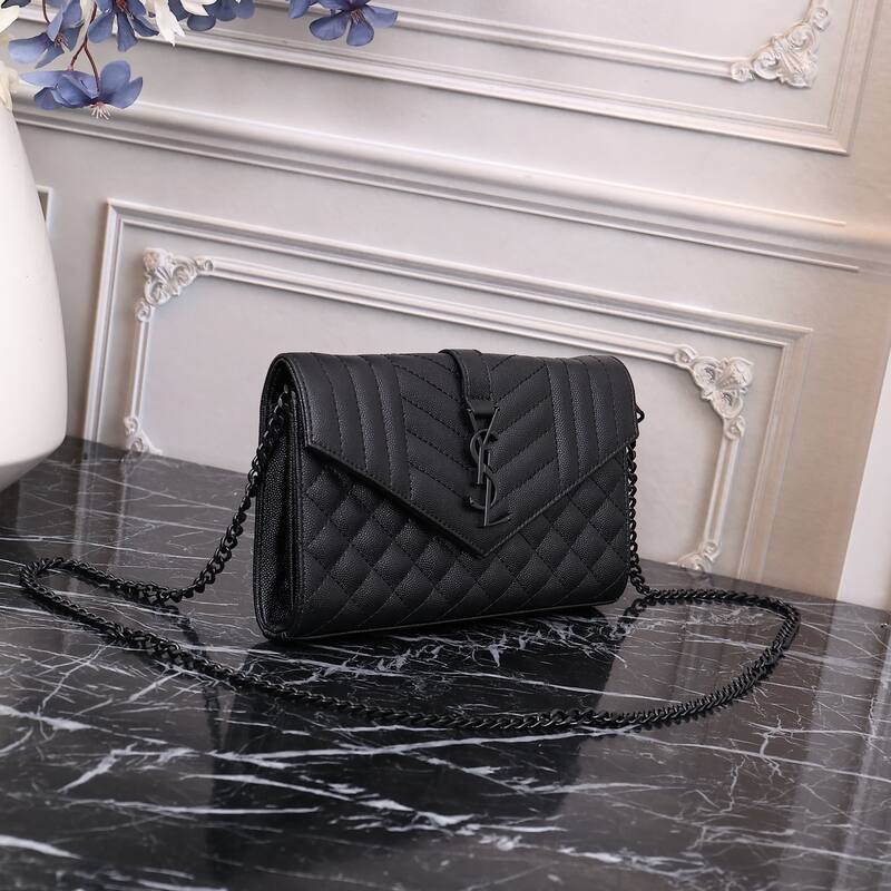 Saint Laurent Envelope Black 22x15x6cm crossbody — Premium Replica