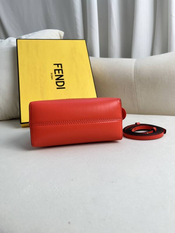 Fendi shoulder bag — Top Quality Replica