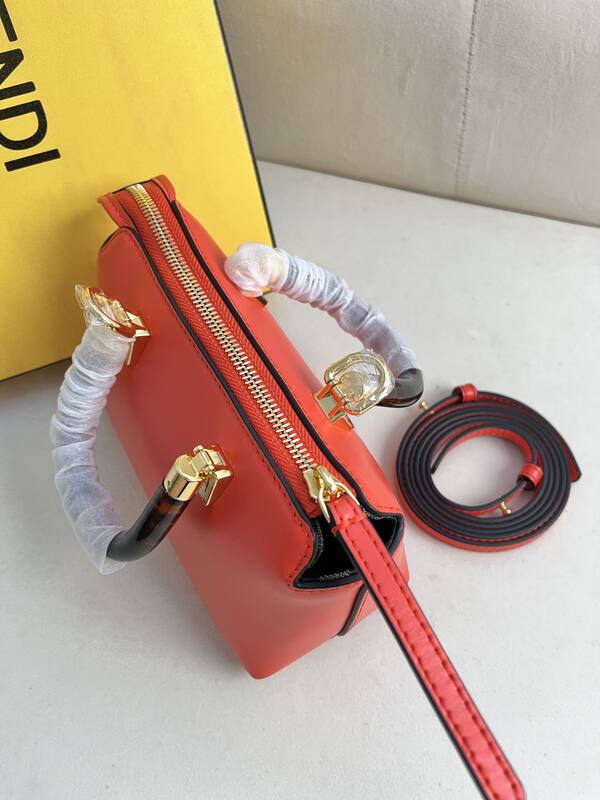 Fendi shoulder bag — Top Quality Replica