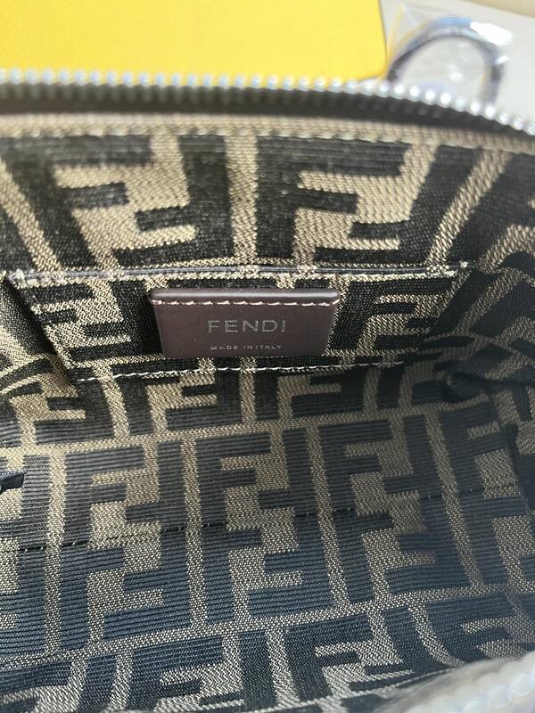 Fendi shoulder bag — Top Quality Replica