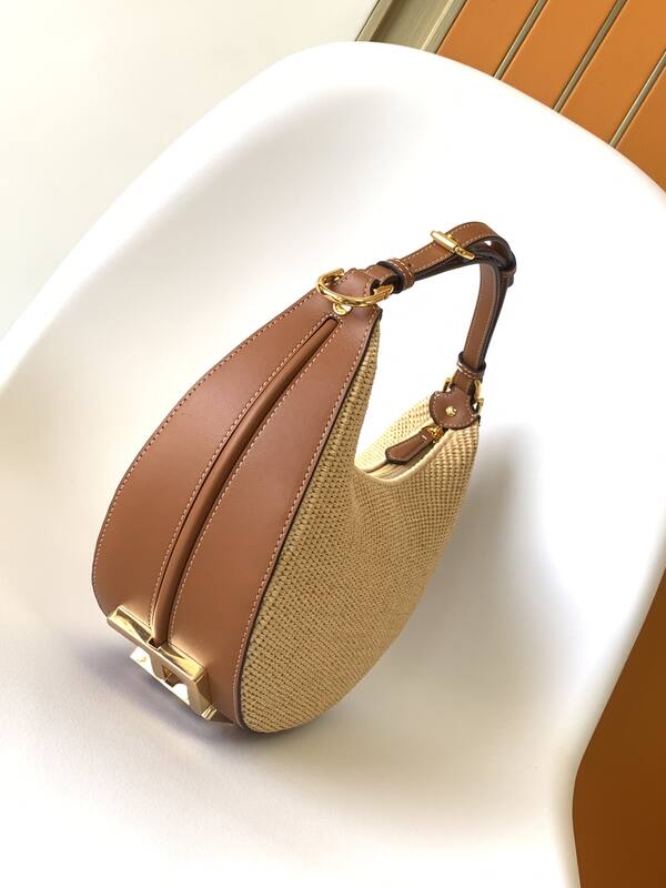 Fendi Brown 25x18x10cm shoulder bag — 1:1 Replica