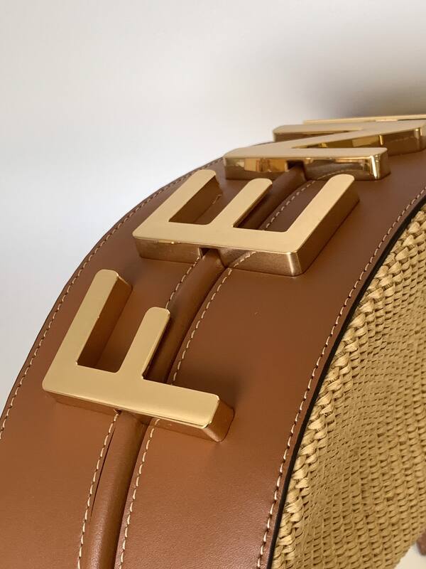 Fendi Brown 25x18x10cm shoulder bag — 1:1 Replica